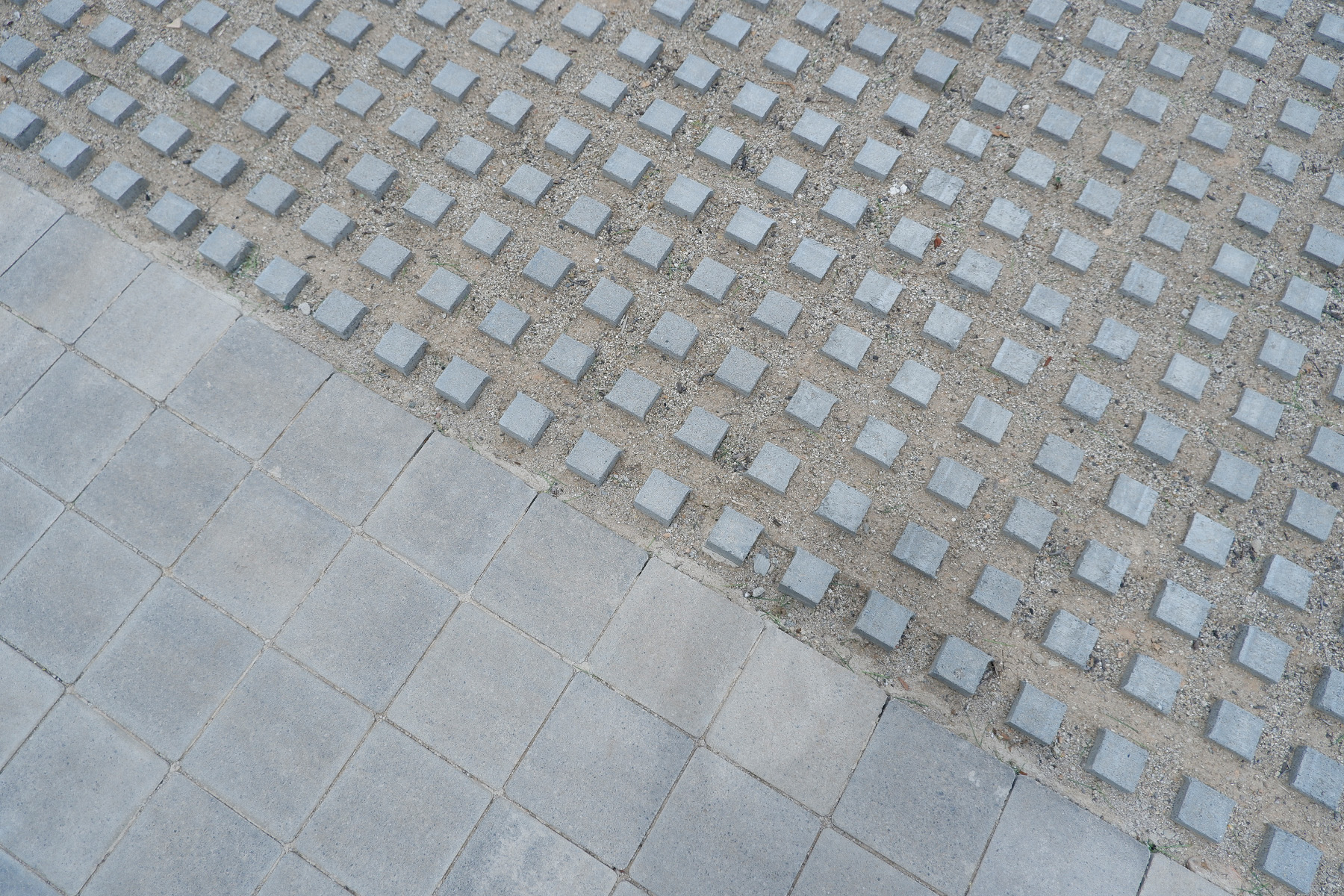 Llosa-illa-contract-grey-sitges-detalle