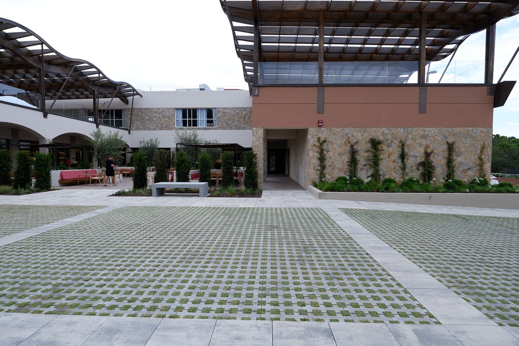 Llosa-trama-hote-grey-hotel-zel-costa-brava