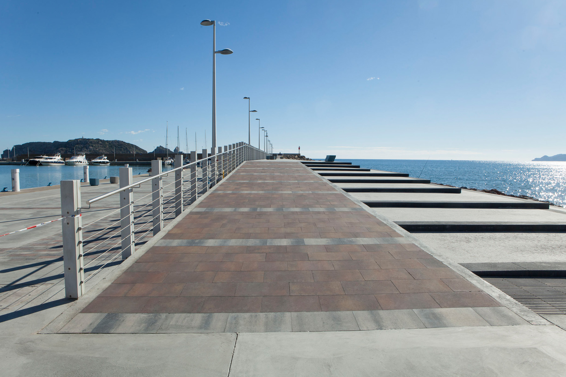 Llosa-vulcano-port-mediterraneo-estartit-airclean