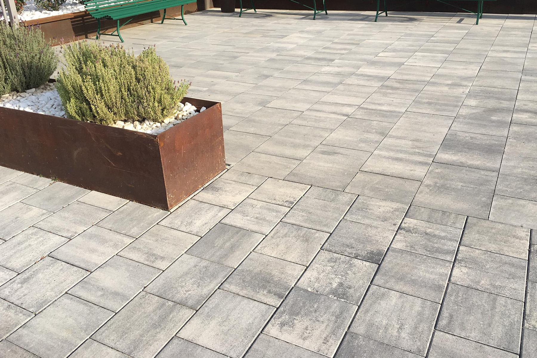 Llosa-vulcano-vs5-contract-ceniza-hotel-augusta-granollers