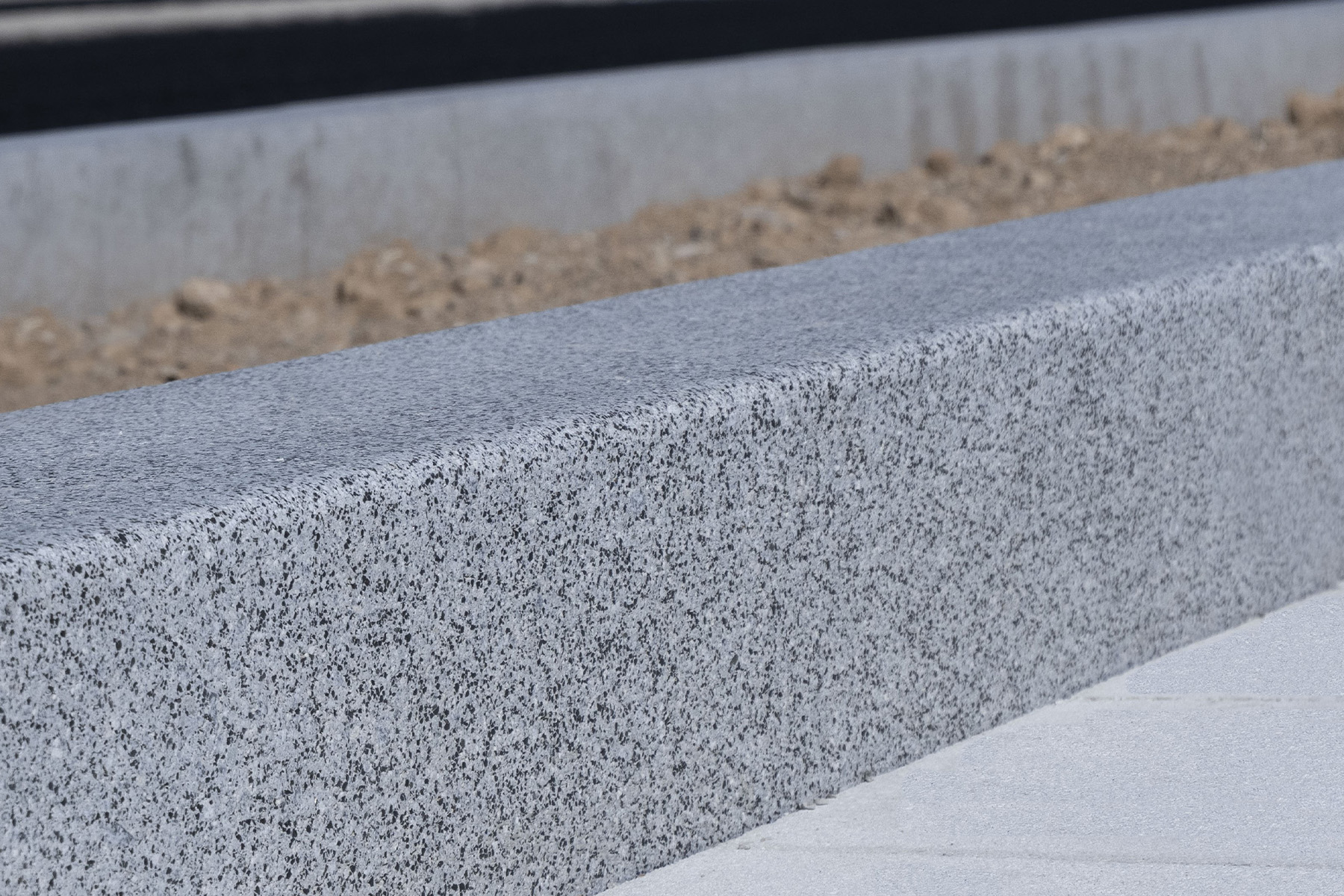 Natural-granit-contract-granit-barcelona-msc-terminal-puerto