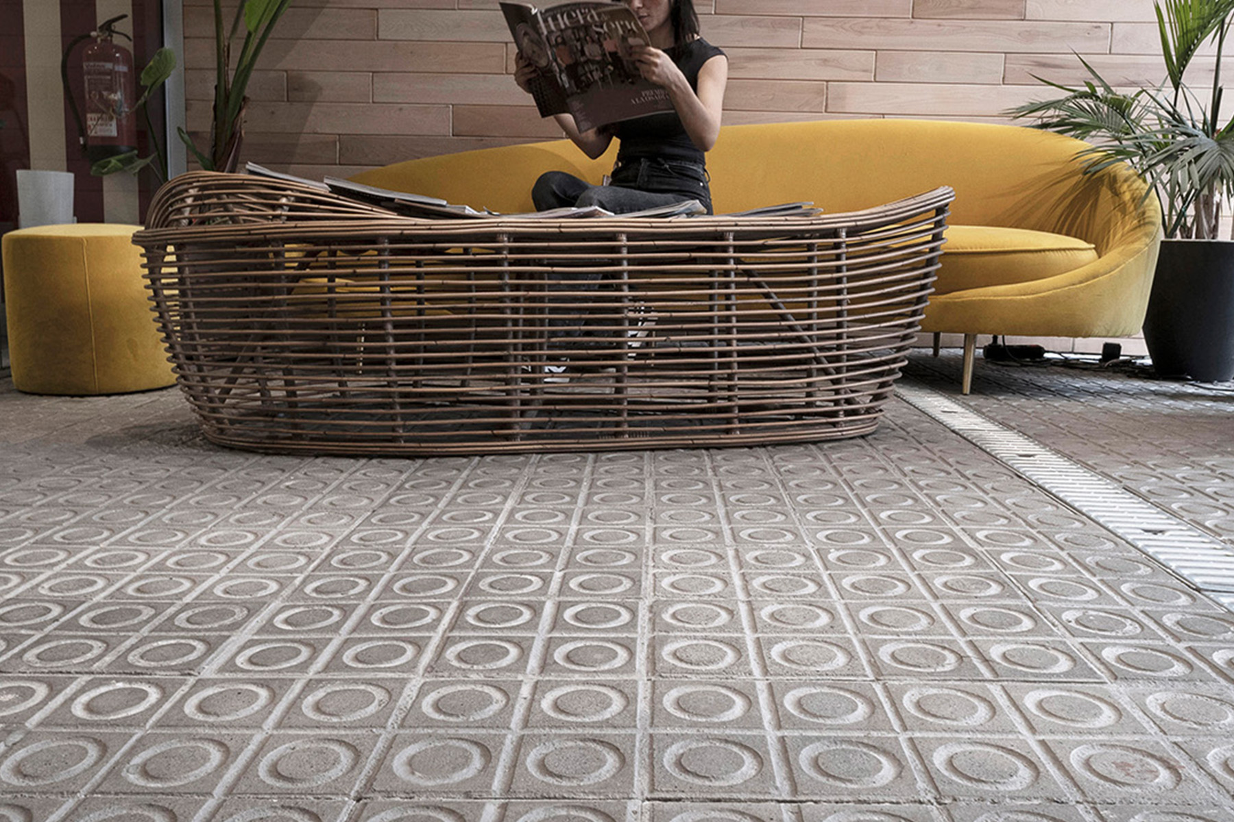 Panot-cercles-concentrics-interiores-barcelona