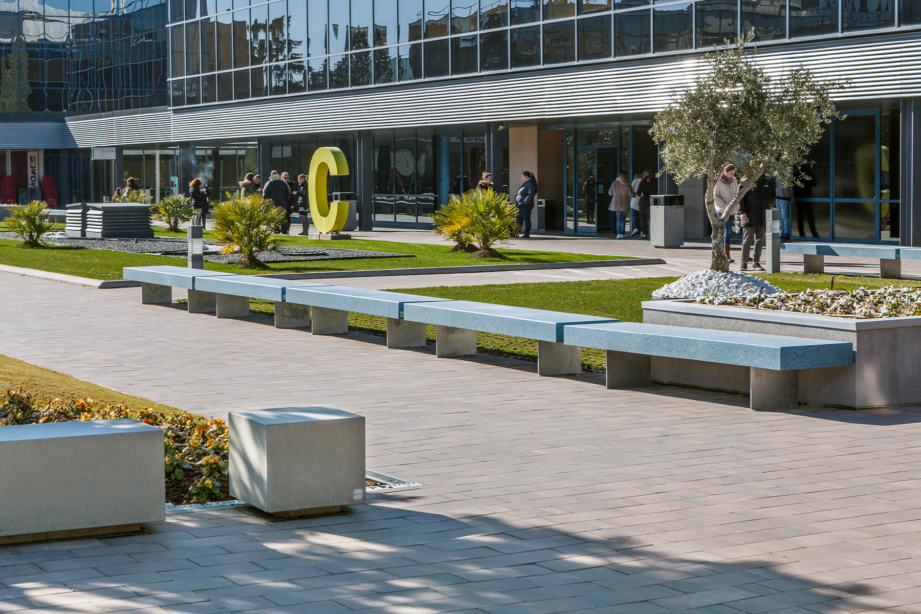 Pause-contract-blue-centro-de-negocios-san-fernando-madrid