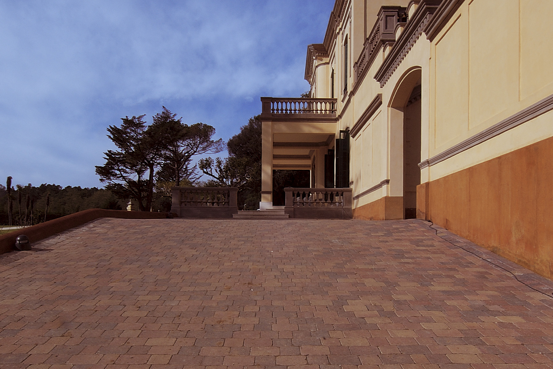 Tegula-contract-mediterraneo-hipica-gualba