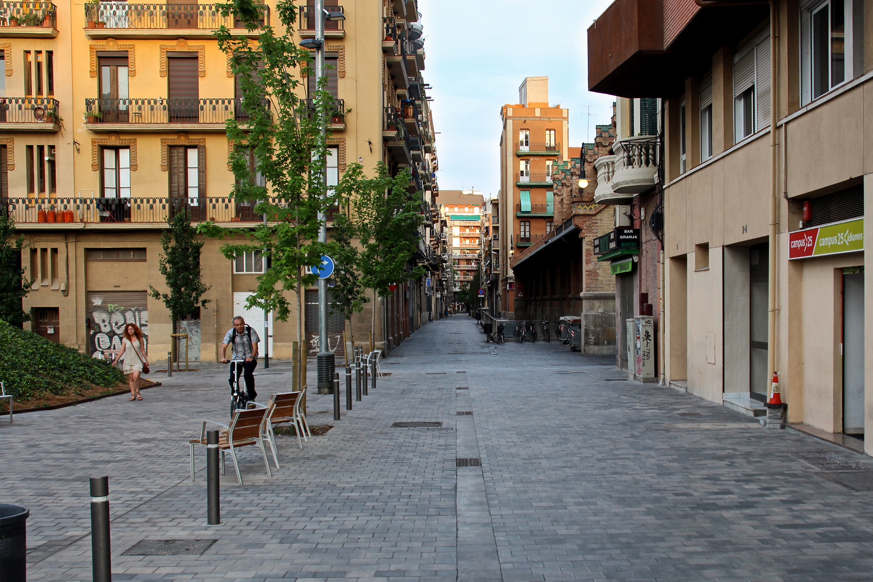 Terana-art-street-ceniza-bcn-sants-airclean