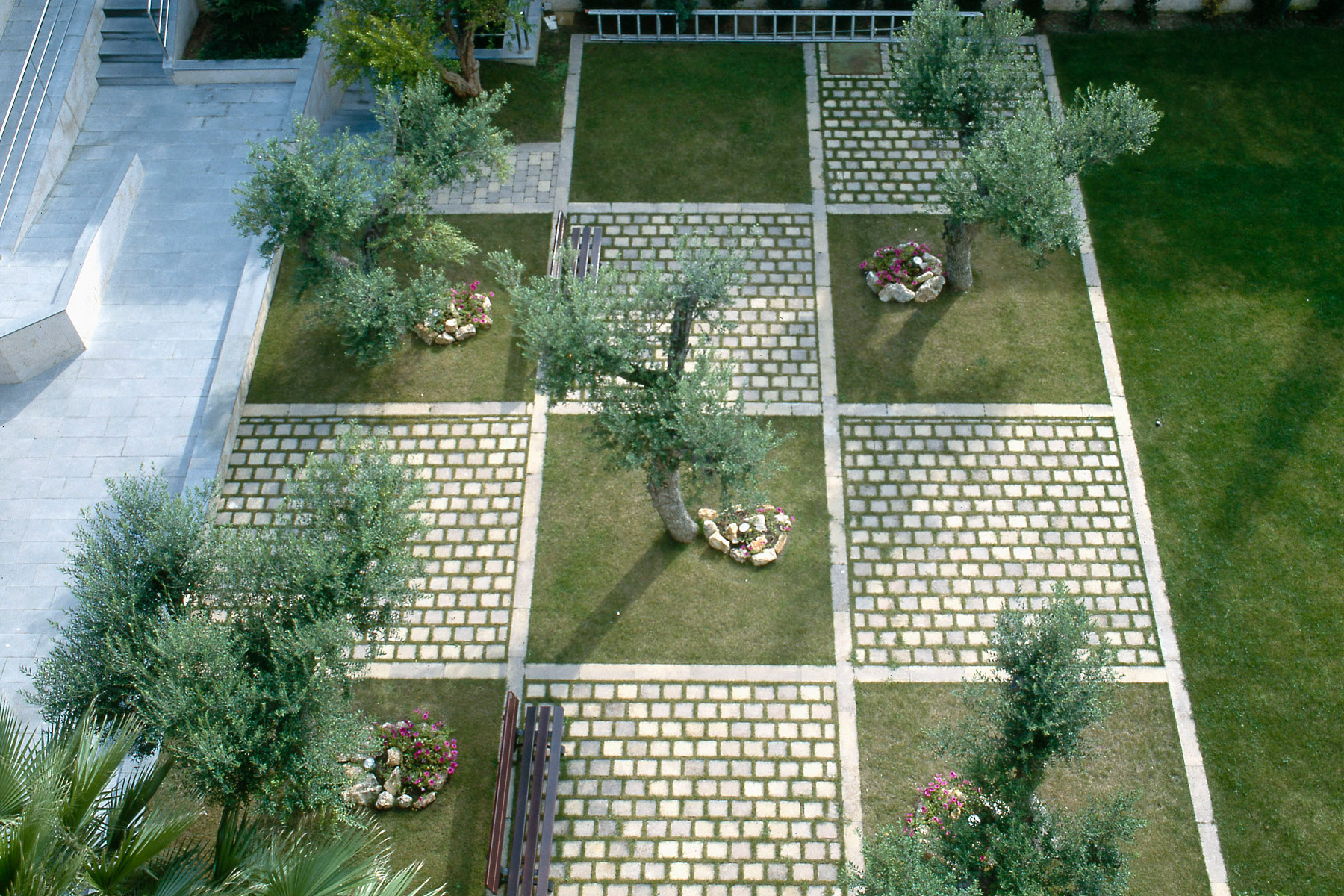 Terana-green-contract-desierto-platja-d'aro