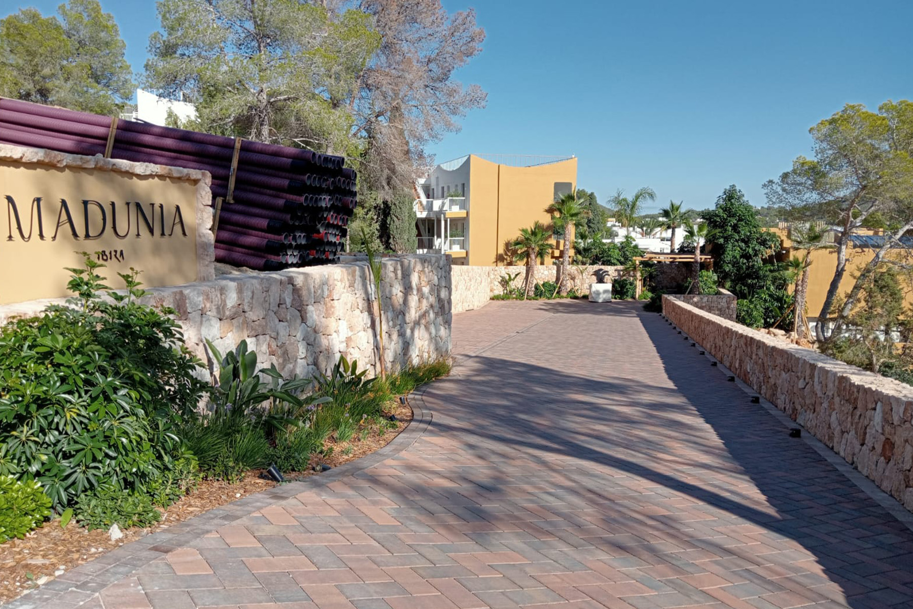 VS5-contract-ibiza-madunia-restaurante (7)