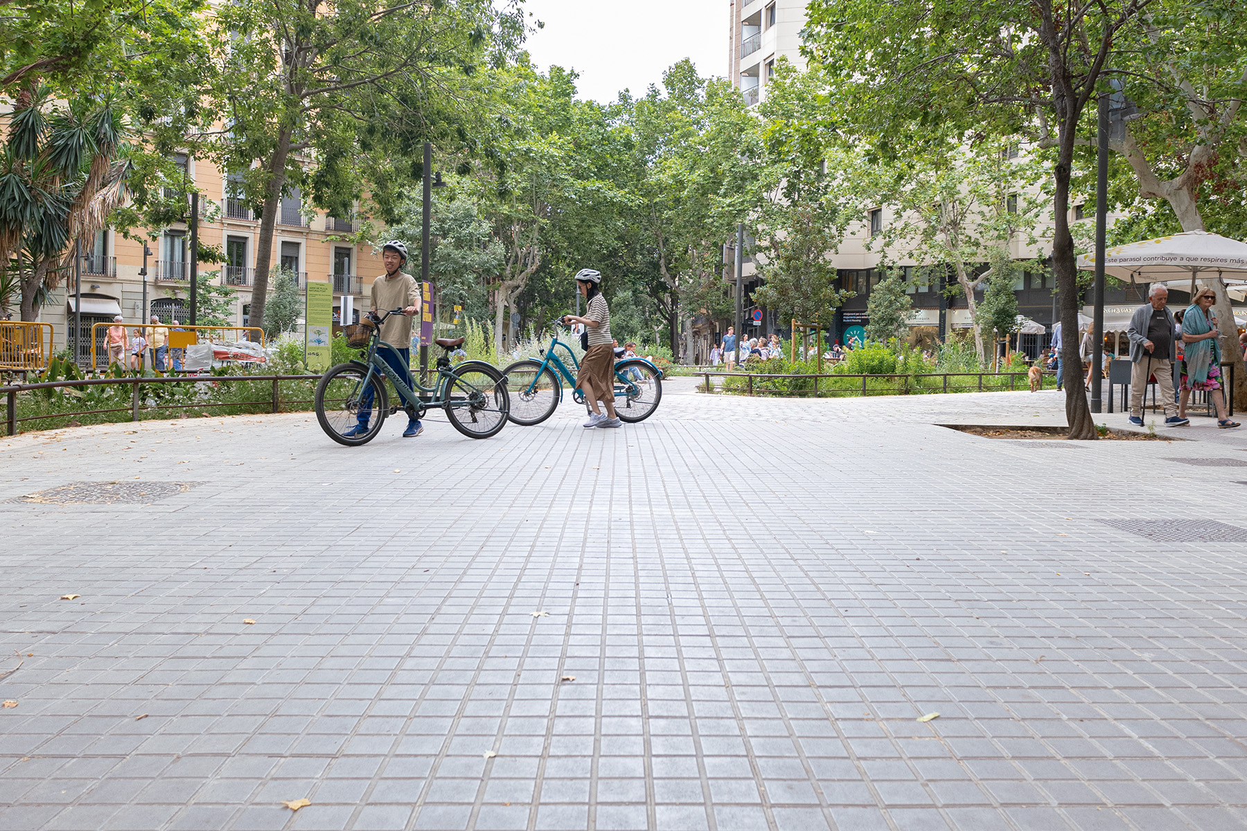 panot-4-pastilles-consell-de-cent-passeig-de-gracia