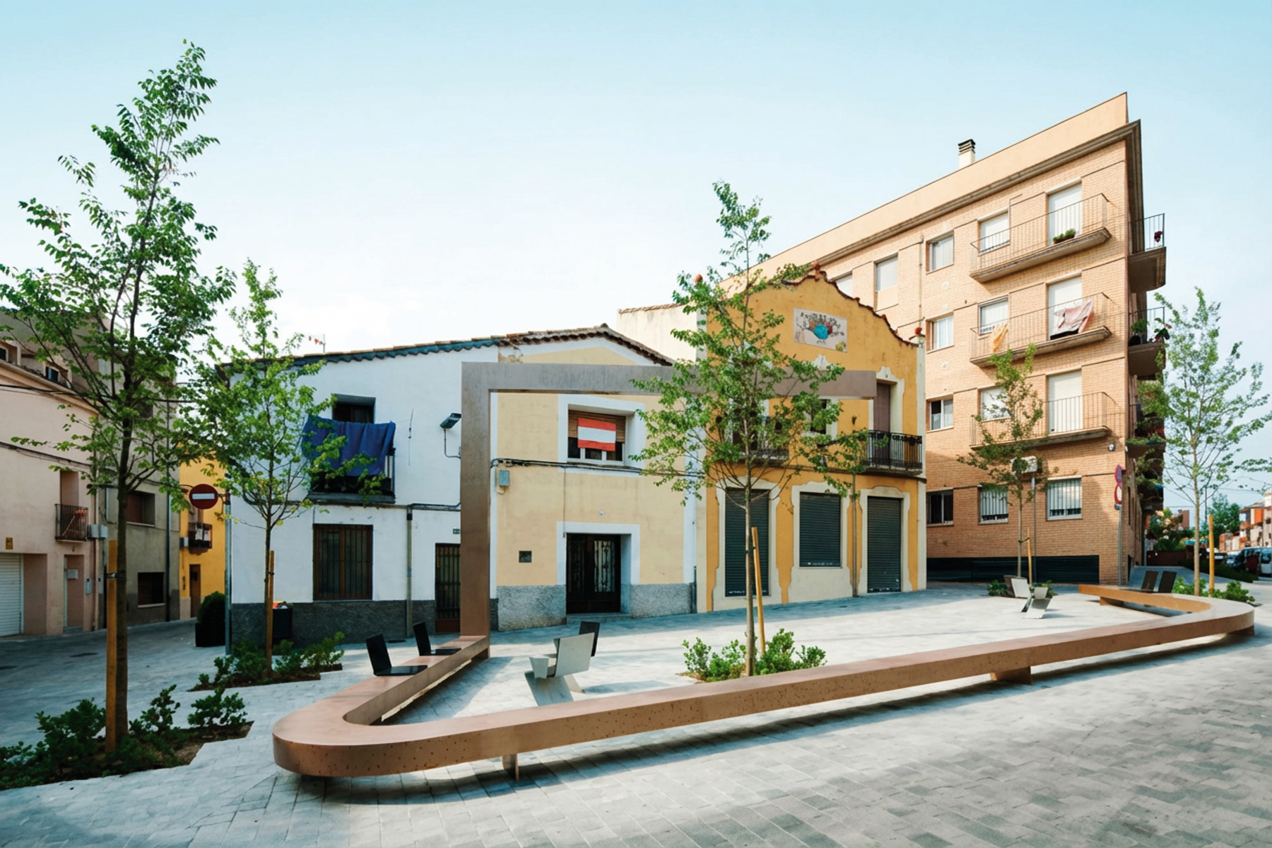 terana-art-ceniza-plaza-den-clos-ripollet-brienco-barcelona-pavements